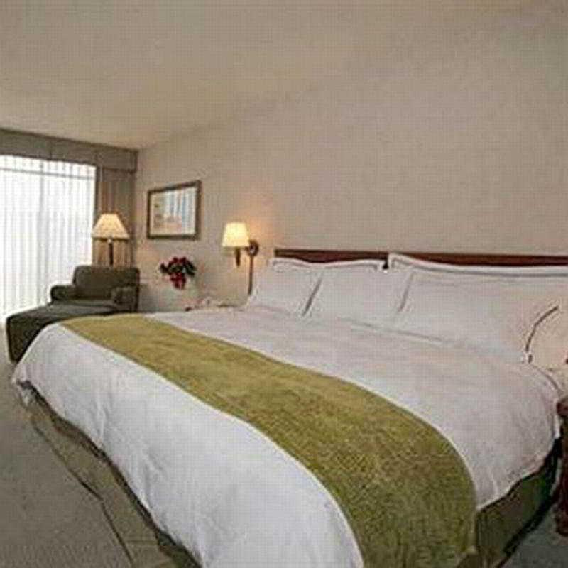 Clarion Hotel Milwaukee Airport Esterno foto