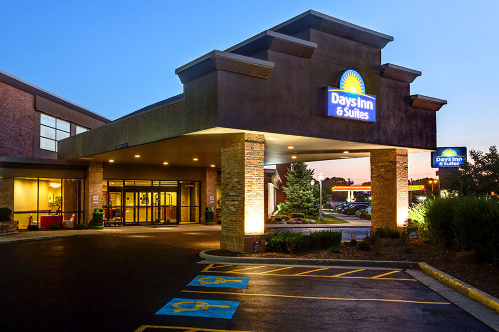 Clarion Hotel Milwaukee Airport Esterno foto
